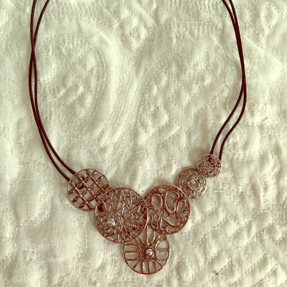 Silpada filigree art necklace.